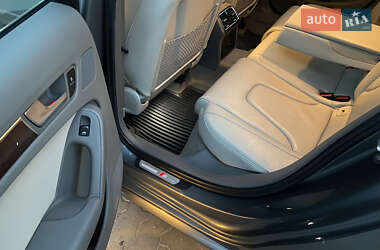 Седан Audi A4 2012 в 