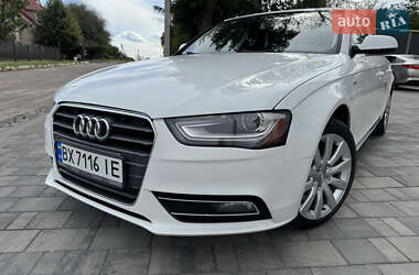 Седан Audi A4 2012 в Остроге