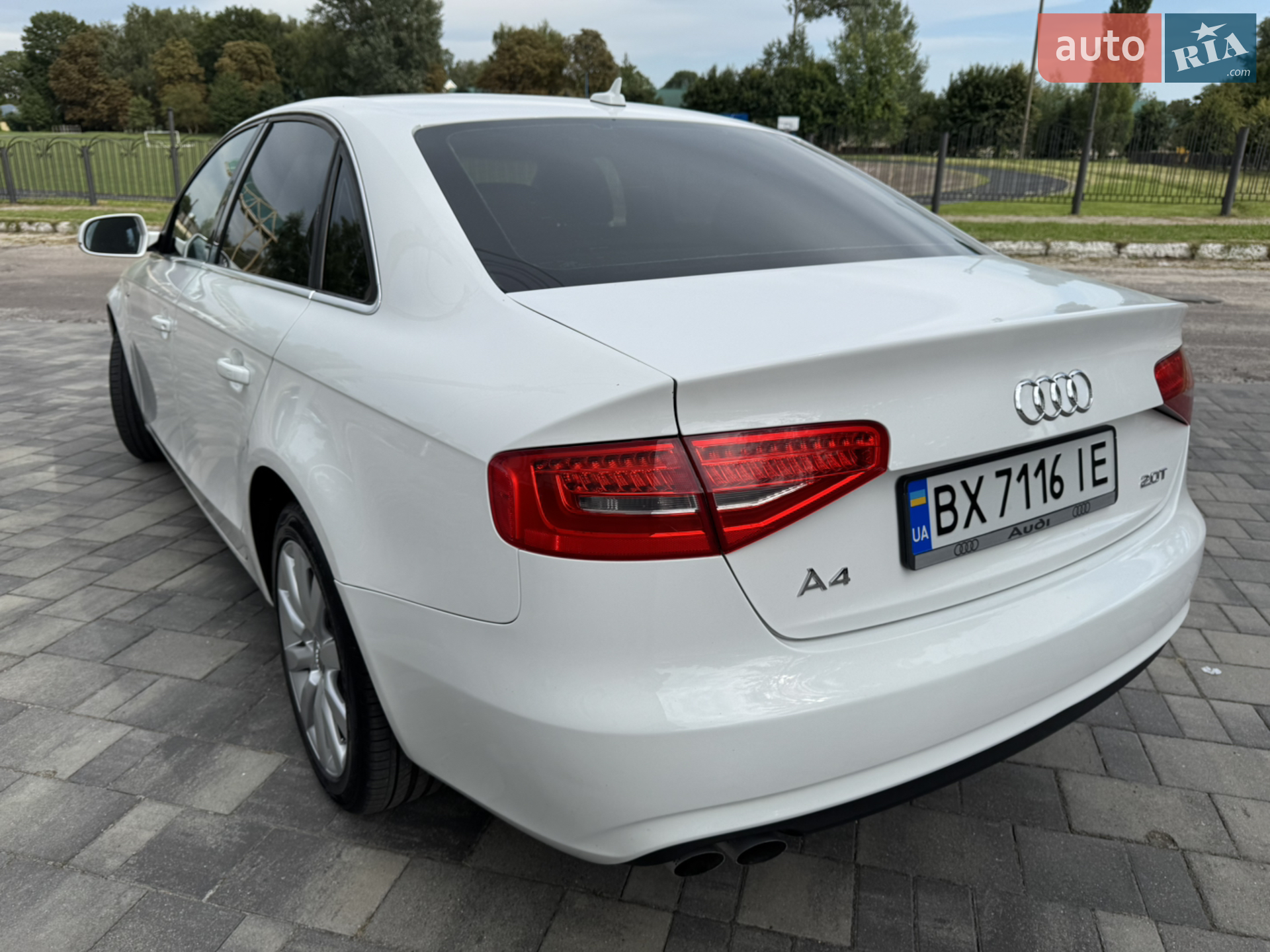 2012 Audi A4 - мініатюра 11
