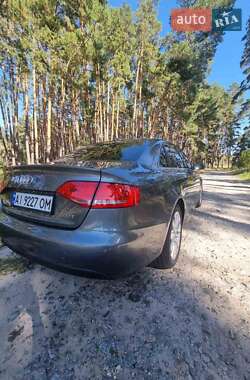 Седан Audi A4 2012 в 