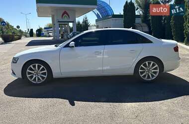 Седан Audi A4 2014 в 