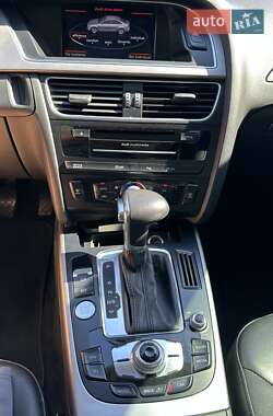 Седан Audi A4 2014 в 