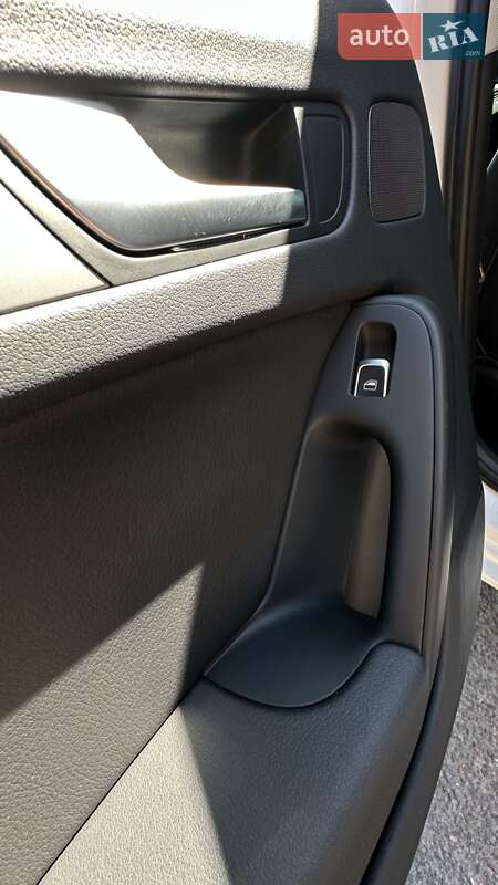 Седан Audi A4 2014 в Бершади