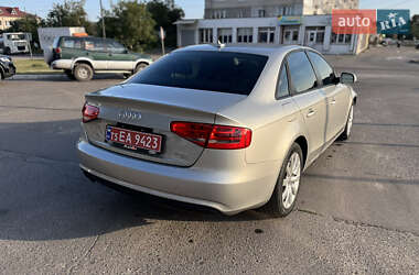 Седан Audi A4 2014 в 