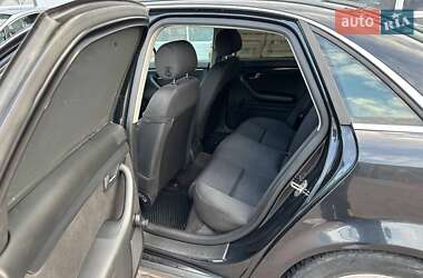 Седан Audi A4 2004 в 