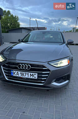 Седан Audi A4 2021 в Кам'янець-Подільському