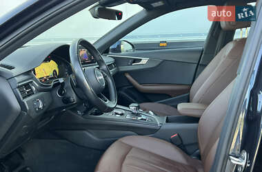 Седан Audi A4 2017 в 