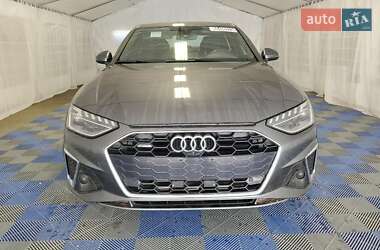 Седан Audi A4 2022 в 