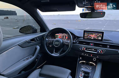 Седан Audi A4 2018 в 