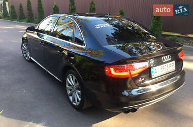 Седан Audi A4 2013 в 
