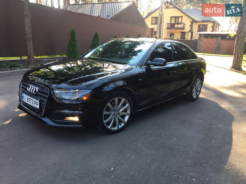 Седан Audi A4 2013 в 