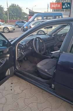 Универсал Audi A4 1996 в 