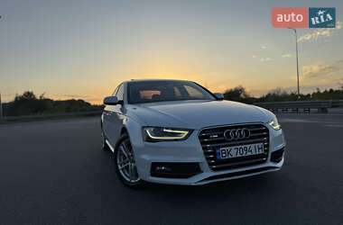 Седан Audi A4 2014 в 