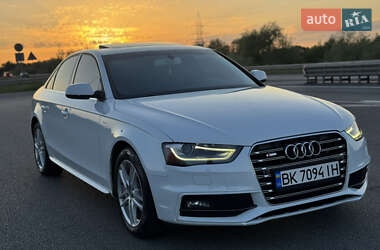 Седан Audi A4 2014 в 