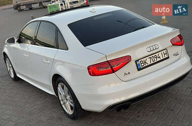 Седан Audi A4 2014 в 