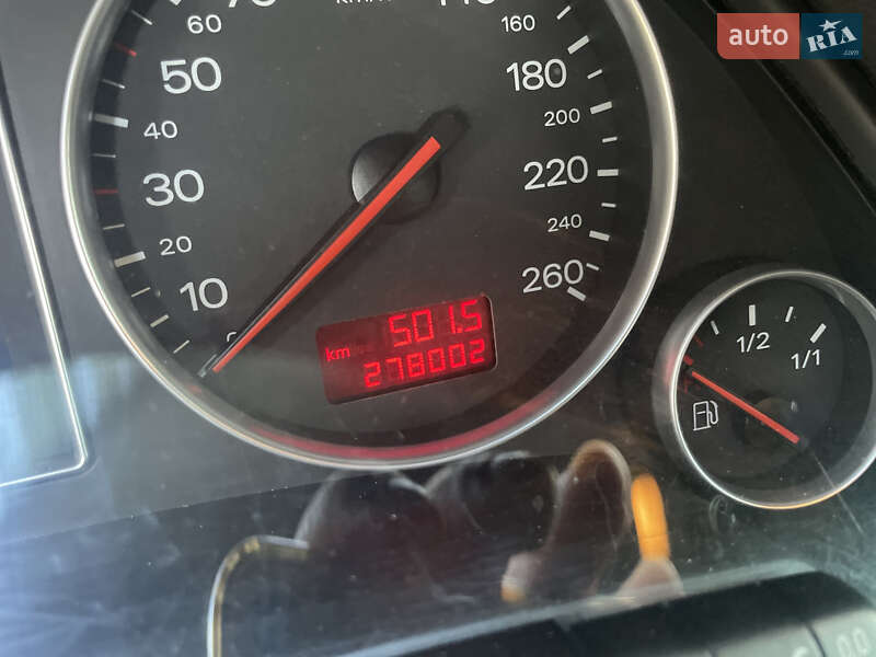 Седан Audi A4 2001 в Балті