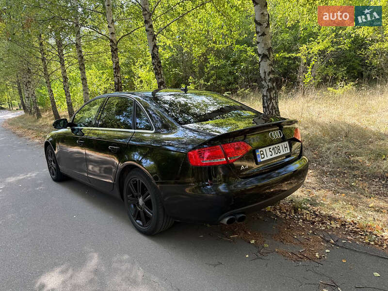 Седан Audi A4 2011 в Лубнах