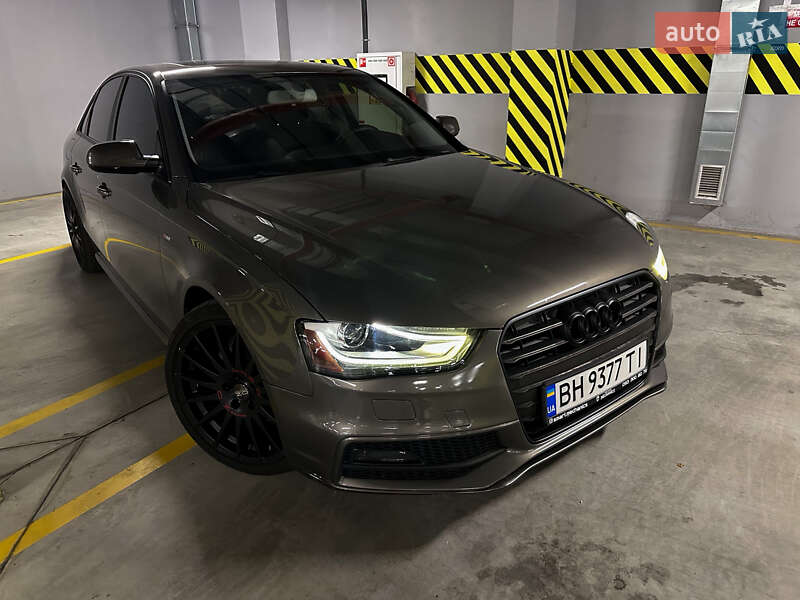 Седан Audi A4 2014 в Одессе