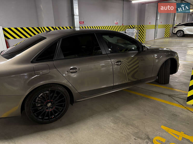 Седан Audi A4 2014 в Одессе