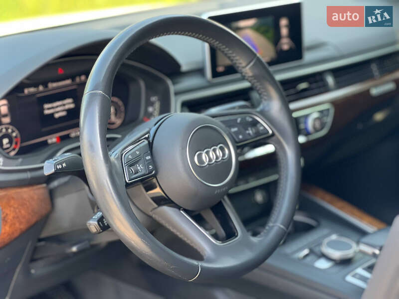 Седан Audi A4 2018 в Стрые