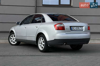 Седан Audi A4 2001 в 