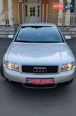 Седан Audi A4 2002 в 