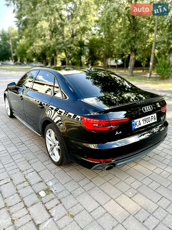 Седан Audi A4 2016 в Запорожье