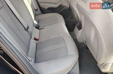 Седан Audi A4 2016 в Киеве
