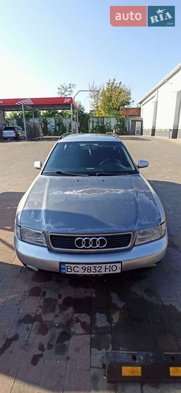 Універсал Audi A4 1998 в Городку