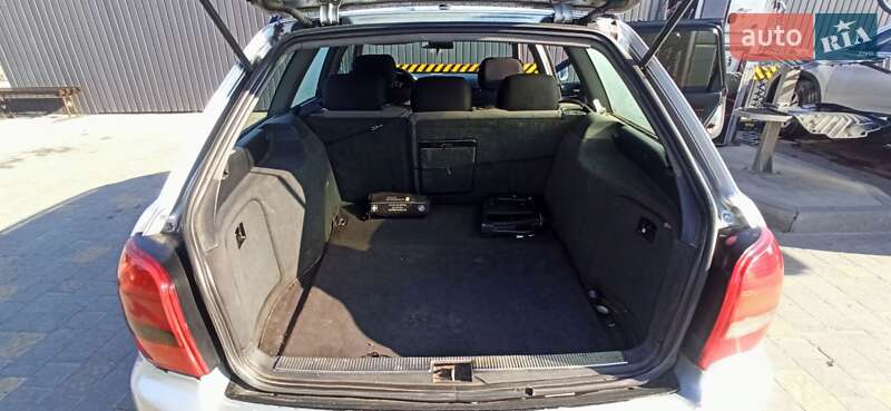 Універсал Audi A4 1998 в Городку
