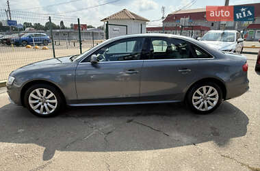 Седан Audi A4 2014 в 
