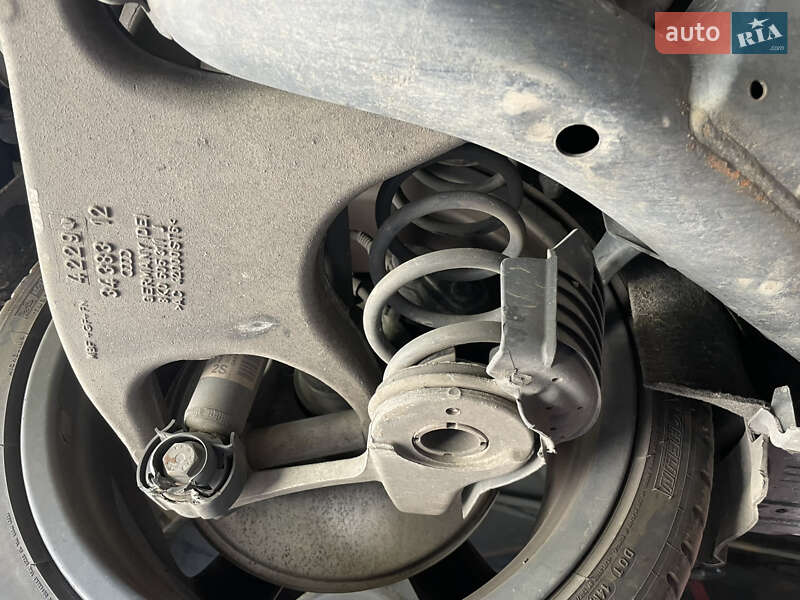 Седан Audi A4 2014 в Броварах