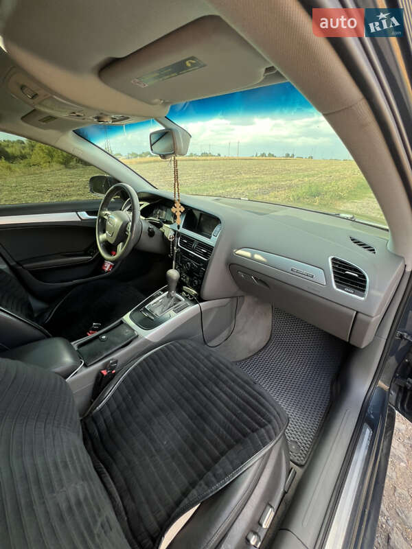 Седан Audi A4 2010 в Чернобае фото 10 Седан Audi A4 2010 в Чернобае
