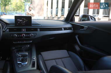 Седан Audi A4 2017 в 