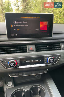 Седан Audi A4 2016 в Днепре
