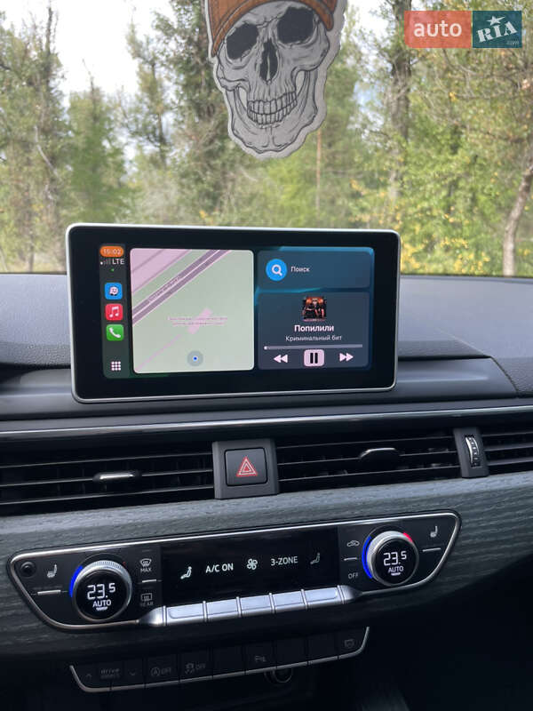 Седан Audi A4 2016 в Днепре