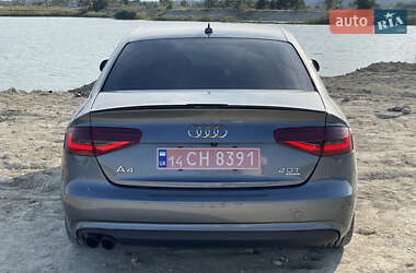 Седан Audi A4 2013 в 