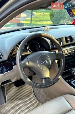 Універсал Audi A4 2004 в 