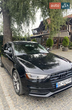 Седан Audi A4 2015 в Самборі