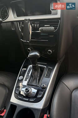 Седан Audi A4 2012 в 
