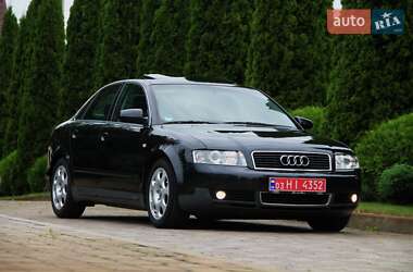 Седан Audi A4 2003 в Сарнах