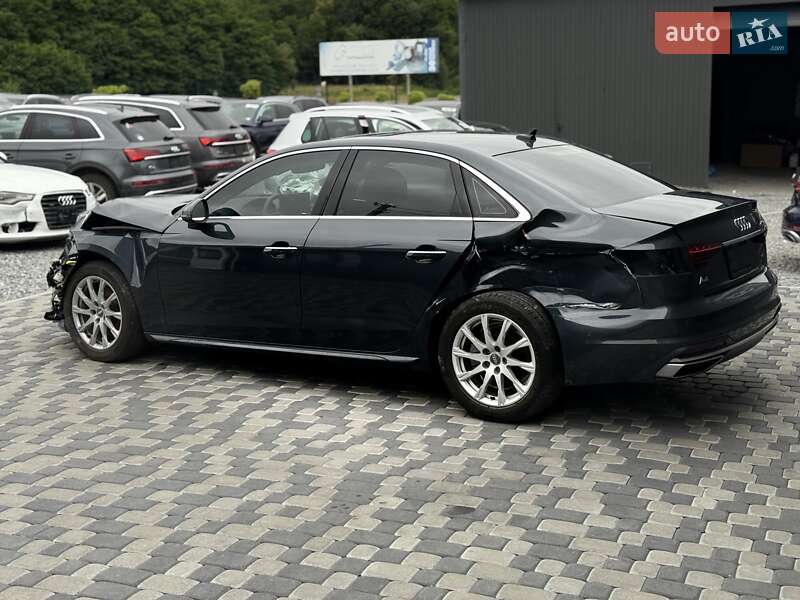 Седан Audi A4 2021 в Львові