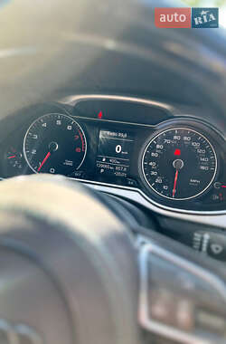 Седан Audi A4 2015 в 