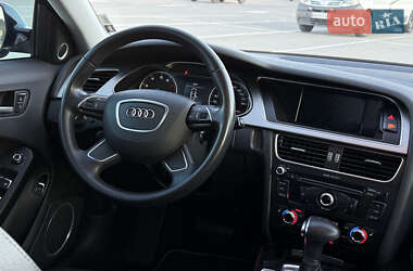 Седан Audi A4 2013 в 