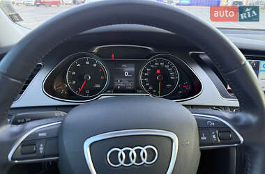 Седан Audi A4 2013 в 