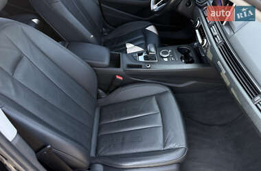 Седан Audi A4 2016 в 