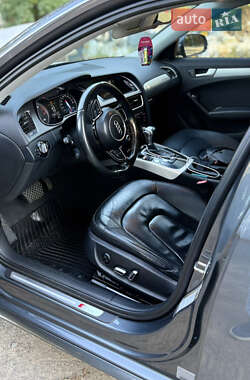Седан Audi A4 2014 в Чайках