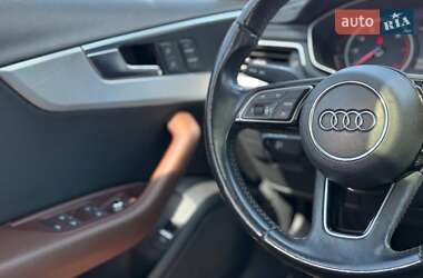 Седан Audi A4 2017 в 
