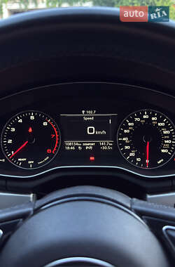 Седан Audi A4 2015 в 