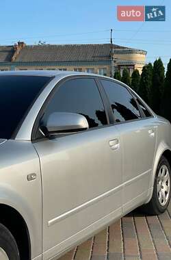 Седан Audi A4 2003 в 